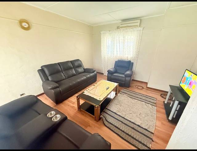 2 BEDROOM HOUSE FOR SALE IN VANDERBIJLPARK CW 6